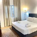 Hotel Myslym Shyri 3*