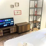 Otel Myslym Shyri Tiran