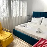 Myslym Shyri Otel 3*