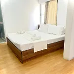 Myslym Shyri Szálloda 3*