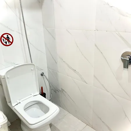 Hotell Myslym Shyri